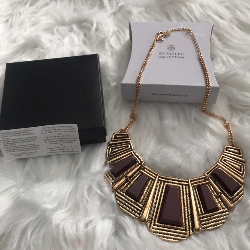 Seek Triump Necklace